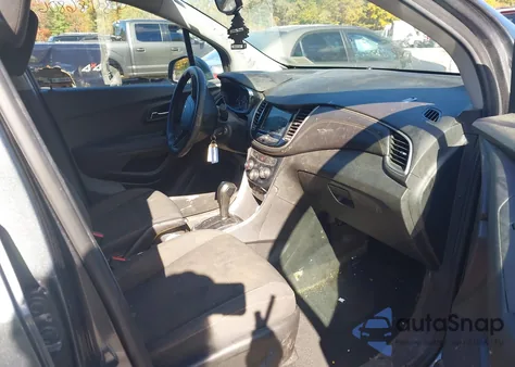 2019 Chevrolet Trax Ls from USA, damaged, VIN 3GNCJNSB2KL387167